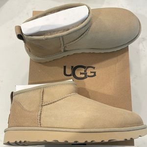 UGG ultra mini size 8 mustard color